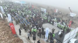 BEYDAĞI’NDA YÜZ BİNLERCE TOHUM VE FİDAN TOPRAKLA BULUŞUYOR