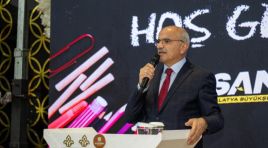 BAŞKAN ER, “ÖĞRETMENLERİMİZ TOPLUMUN YENİDEN İNŞASINDA EN BÜYÜK PAYA SAHİPTİR”