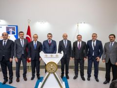 MİLLİ EĞİTİM BAKANI YUSUF TEKİN BÜYÜKŞEHİR BELEDİYE BAŞKANI SAMİ ER’İ MAKAMINDA ZİYARET ETTİ