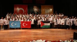 Geleceğin Diş Hekimleri Beyaz Önlük Giyme Töreninde Filistin e Anlamlı Destek