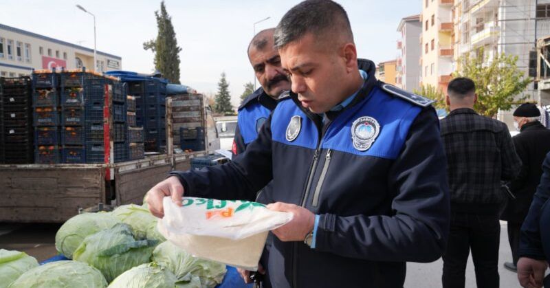 BATTALGAZİ’DE ZABITA EKİPLERİ SAHADA: YOL GÜVENLİĞİ VE PAZAR DENETİMİ