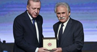 PROF. DR. FAHRİ IŞIK’A CUMHURBAŞKANLIĞI’NDAN BÜYÜK ÖDÜL