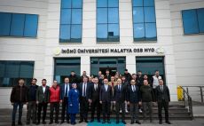 Büyükşehir Belediye Başkanı Sami Er:“Temel Hedefimiz Depremin Yaralarını Sarmak”