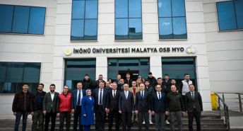 Büyükşehir Belediye Başkanı Sami Er:“Temel Hedefimiz Depremin Yaralarını Sarmak”