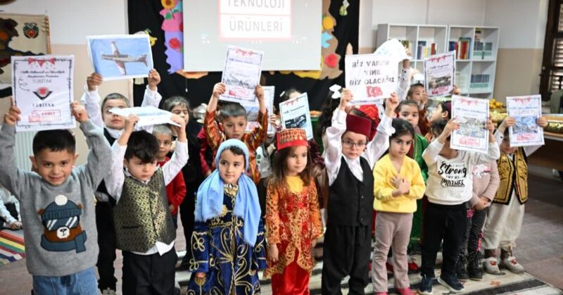 Tutum, Yatırım ve Türk Malları Haftası’nda konuşan Başkan Er,