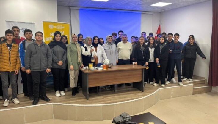 BÜYÜKŞEHİR BELEDİYESİ’NİN BAŞLATTIĞI “HER EV BİR ATÖLYE” PROJESİ DEVAM EDİYOR