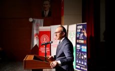 Vali Seddar Yavuz’un Katılımı İle  “Aile İçi İletişim , Şiddet, Madde Bağımlılığı ve En İyi Narkotik Polisi Anne”  Konulu Konferans Gerçekleştirildi