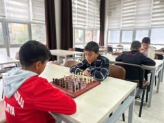 GENÇLER KERNEK KÜLİYESİ’NDE KIYASIYA YARIŞTI