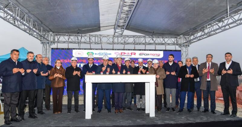 Amatör Spor Kulüpleri Tesisi’nin Temel Atma Töreninde Konuşan Başkan Er; “BİRLİKTELİK OLMASAYDI BU KADAR HIZLI YOL ALAMAZDIK”