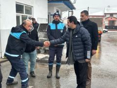 BAŞKAN TAŞKIN, KARLA MÜCADELE ÇALIŞMALARINI SAHADA İNCELEDİ