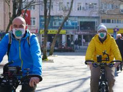 Dünya turuna çıkan bisikletli gezgin çift Lüleburgaz’da