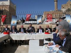 Mardin’de AK Partili 5 belediyeden toplu icraat raporu